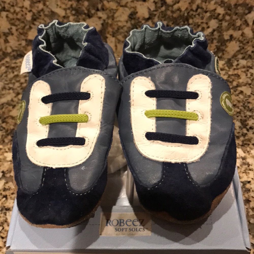 Robeez Infant Soft Sole Shoes 12-18 mos